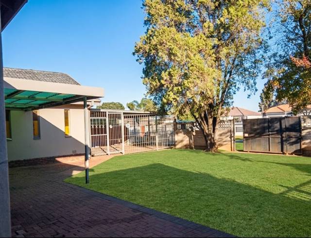 9 BEDROOM HOUSE FOR SALE IN VANDERBIJLPARK CE 5